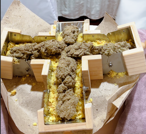 中医养生新宠——适合亚健康人群的腹部十字灸