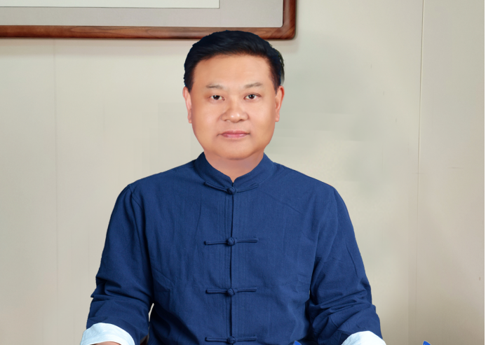 血液如 “津液之海”,皮肤状态藏着气血密码