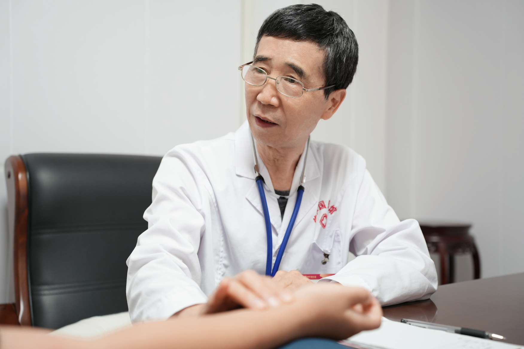 秋高却 “气” 不爽？这份儿童过敏性鼻炎应对指南请收好